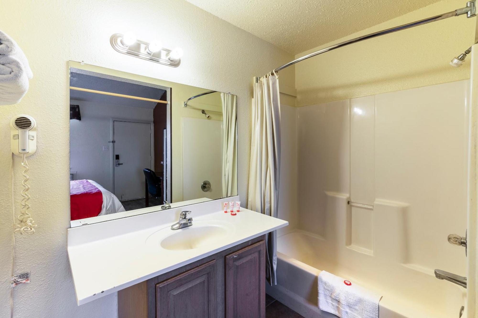 Oyo Hotel Decatur Tx Hwy 287 Northwest Bagian luar foto